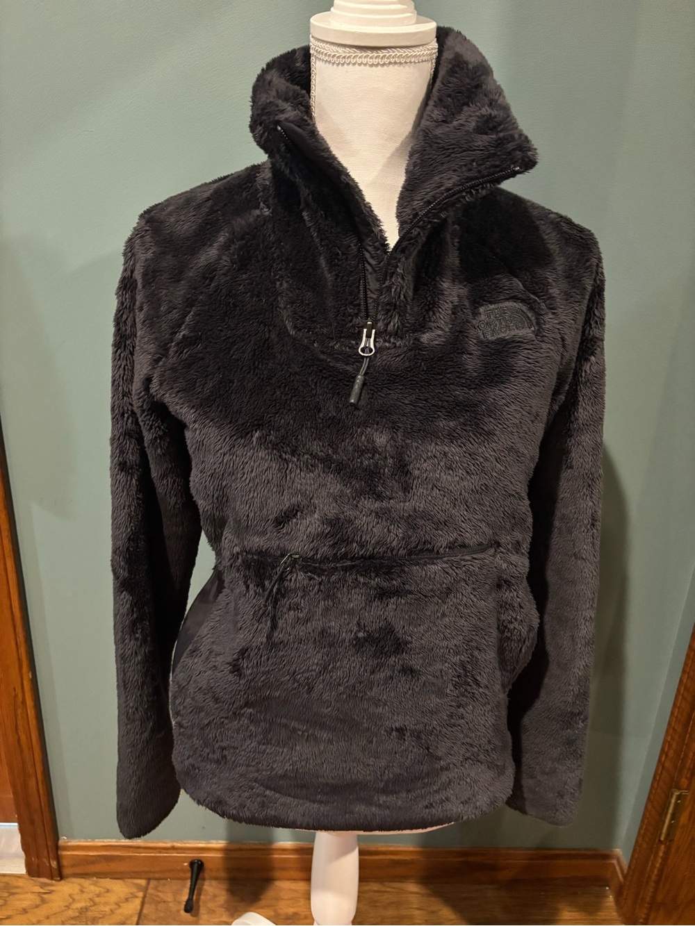 Women’s North Face fleece quarter zip Pullover grey small